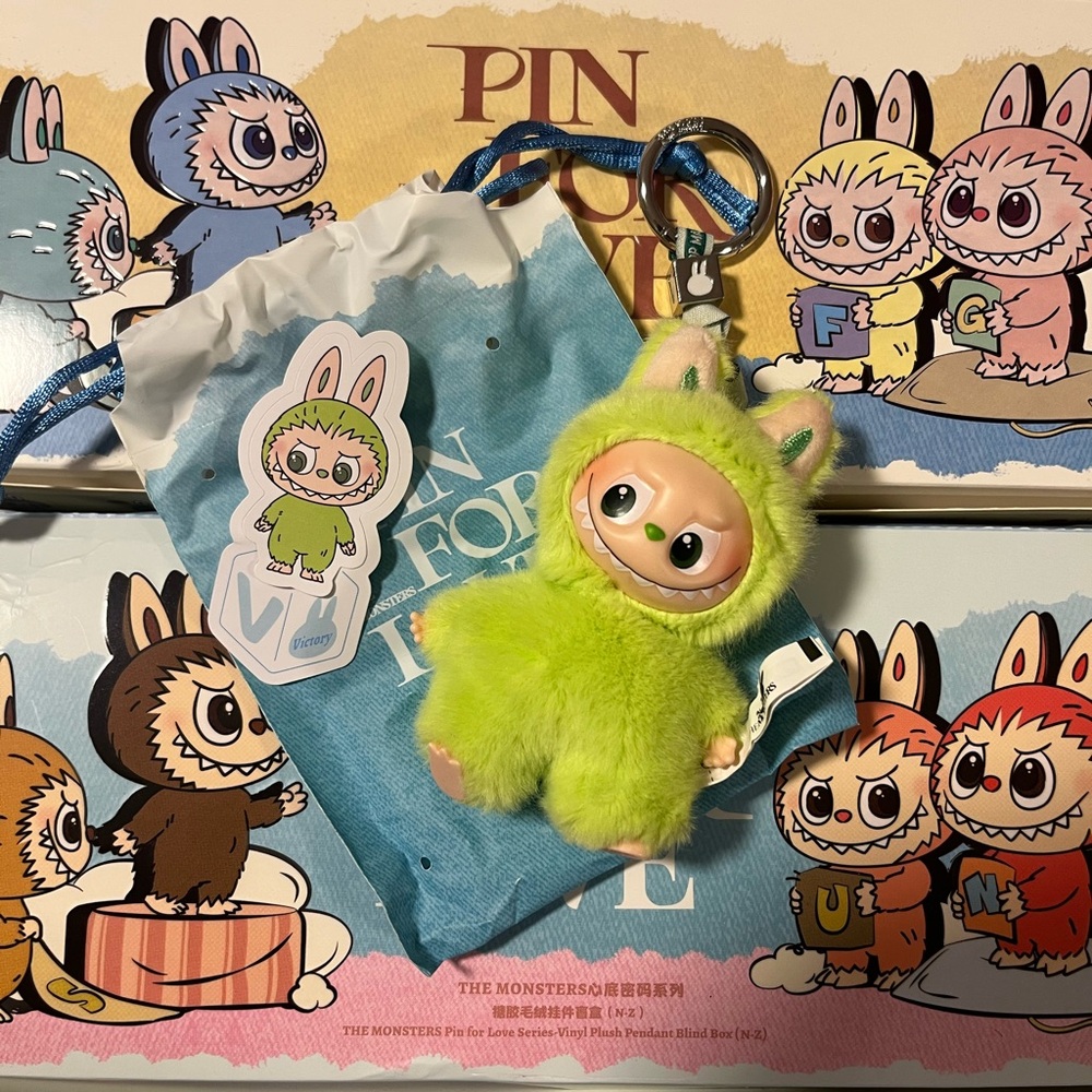 POP MART Labubu The Monsters Pin for Love 
Letter V
Brand New